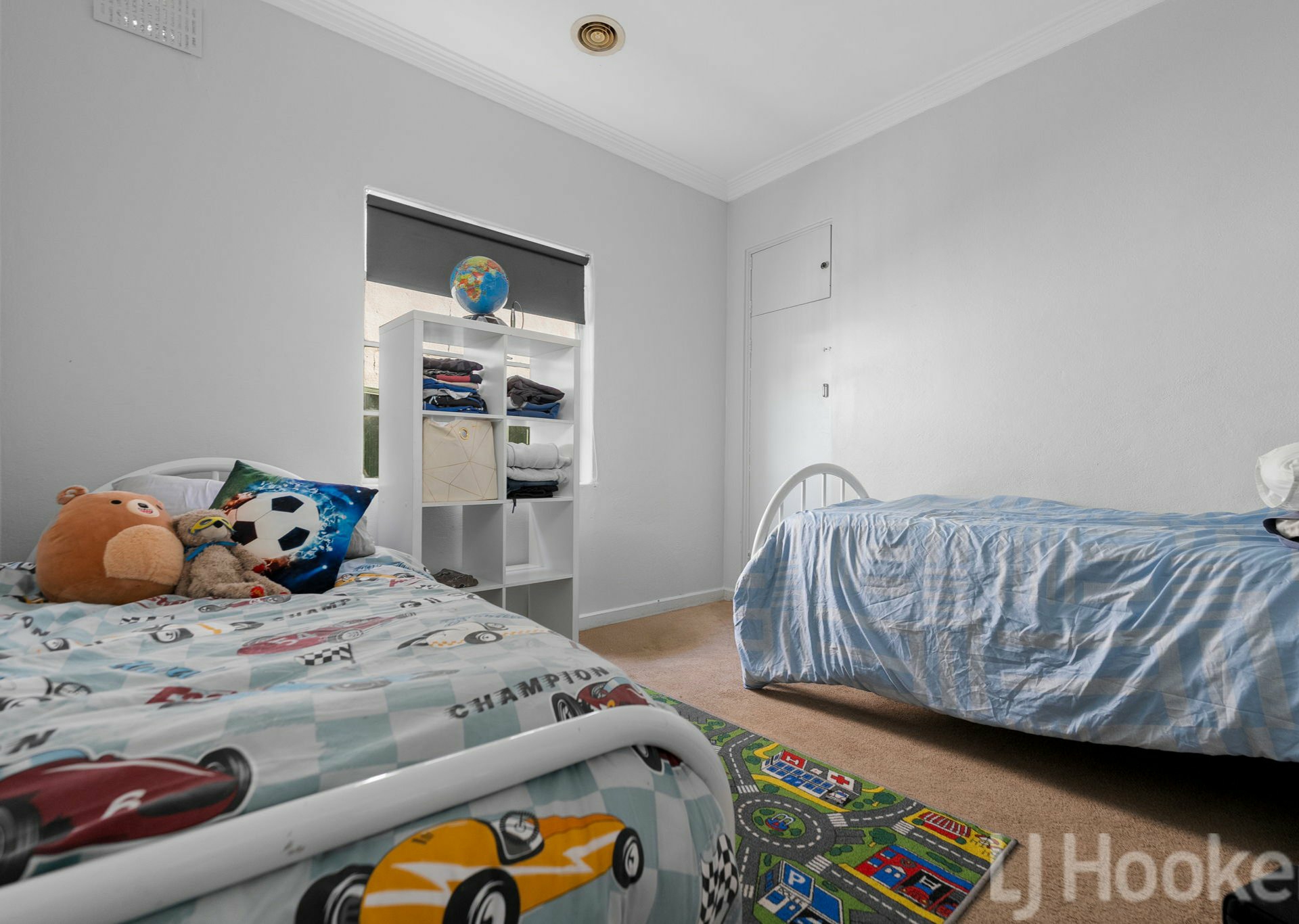49 Commonwealth Street — photo 3 of 14
