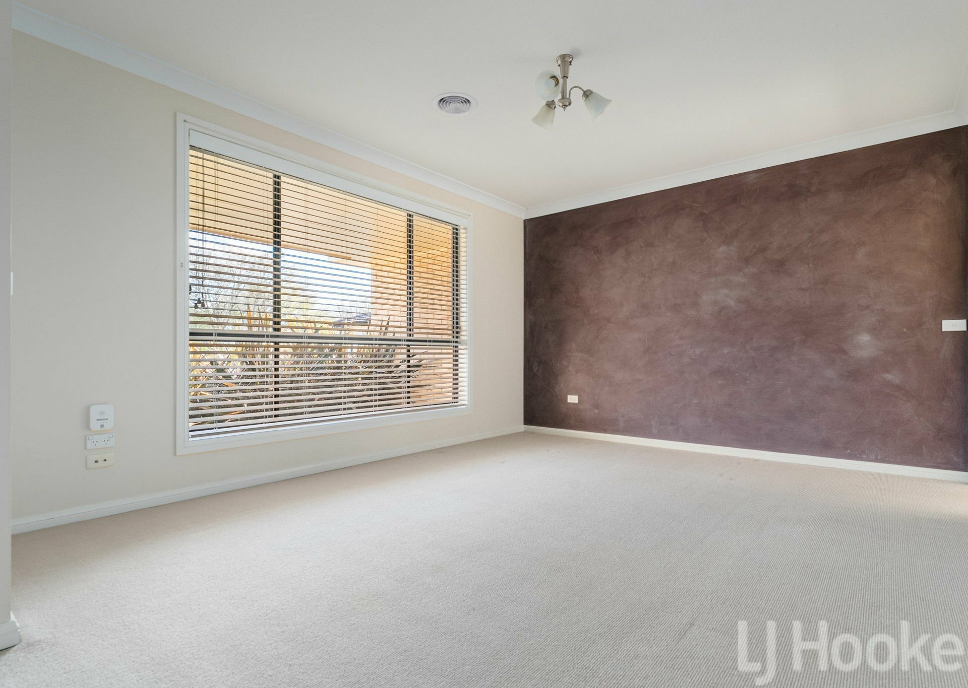 9 Willot Close — photo 7 of 20
