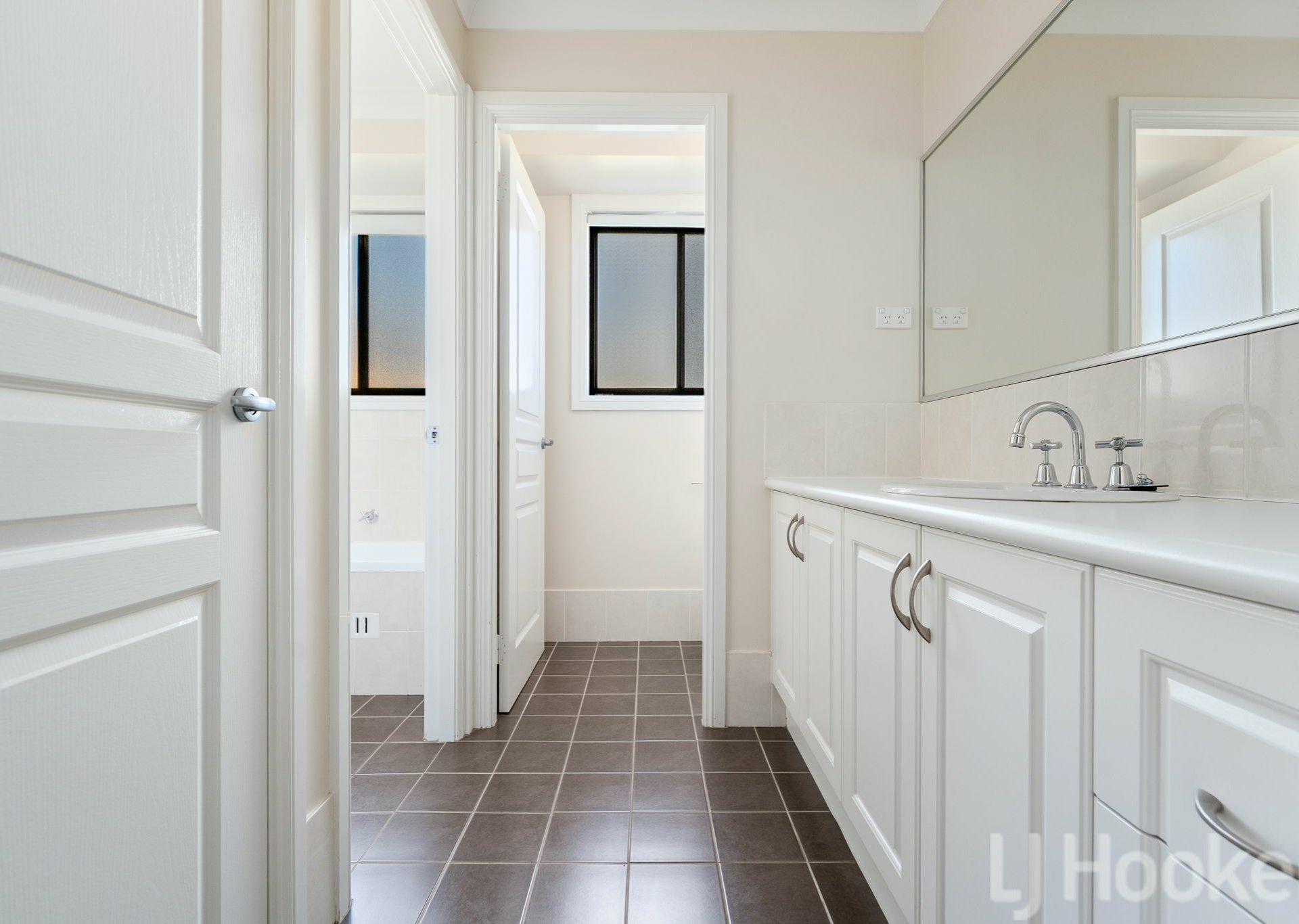 9 Willot Close — photo 13 of 20