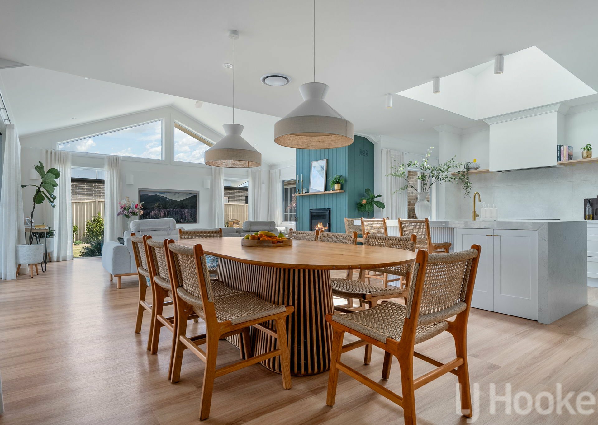 18 Holman Drive — photo 4 of 28