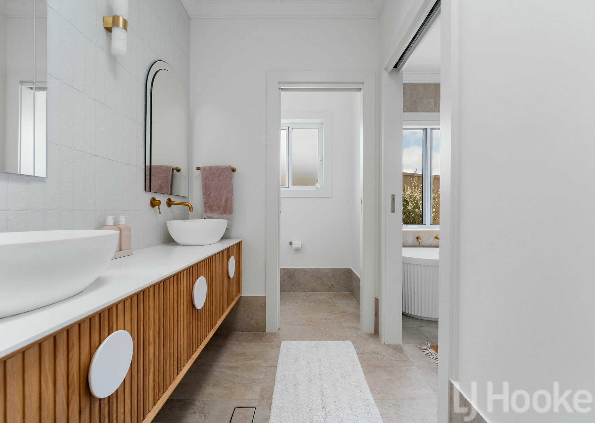 18 Holman Drive — photo 12 of 28