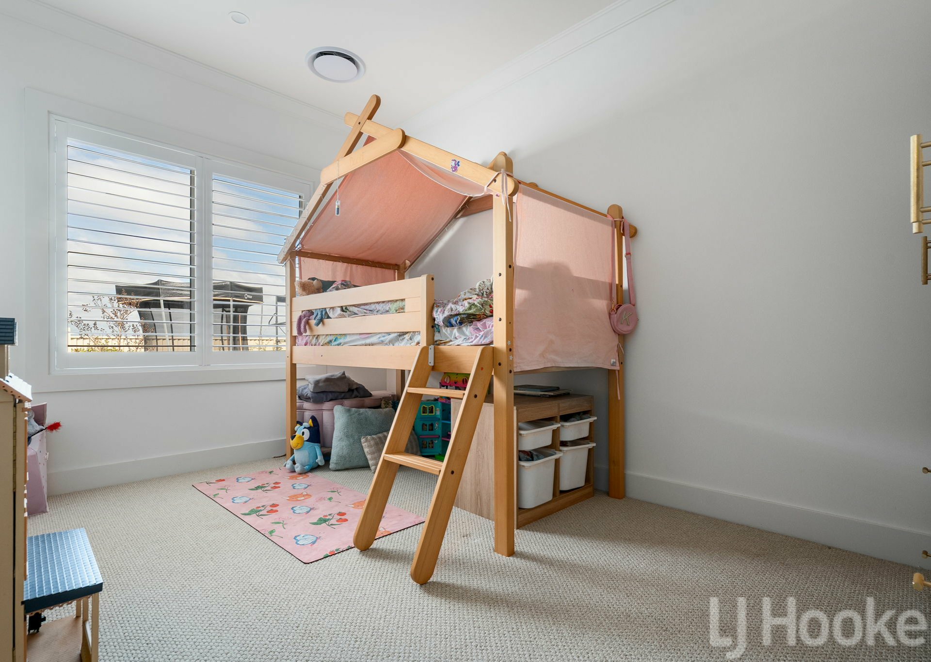 18 Holman Drive — photo 15 of 28