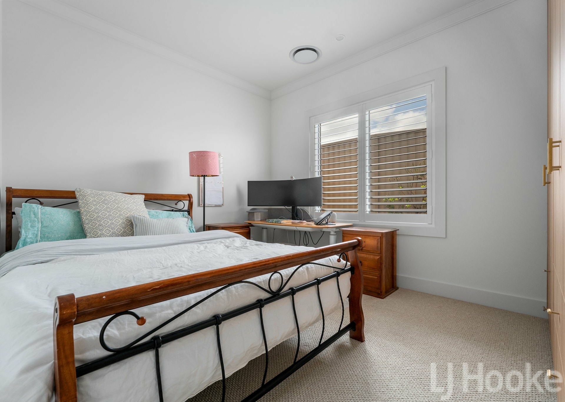 18 Holman Drive — photo 16 of 28