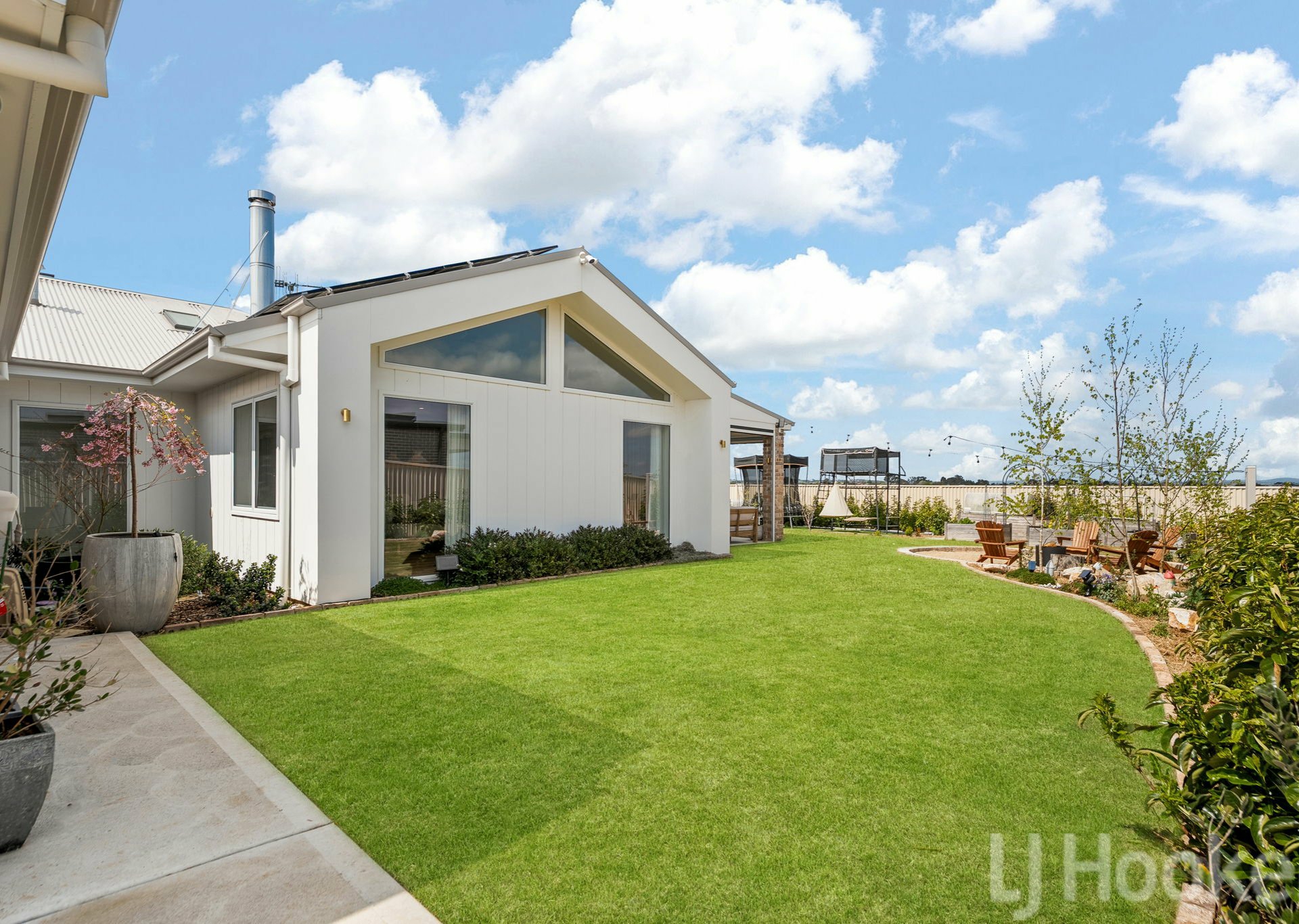 18 Holman Drive — photo 24 of 28