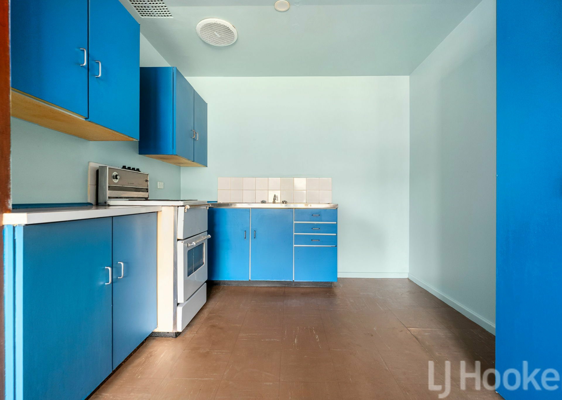 19 Rivett Place — photo 3 of 12