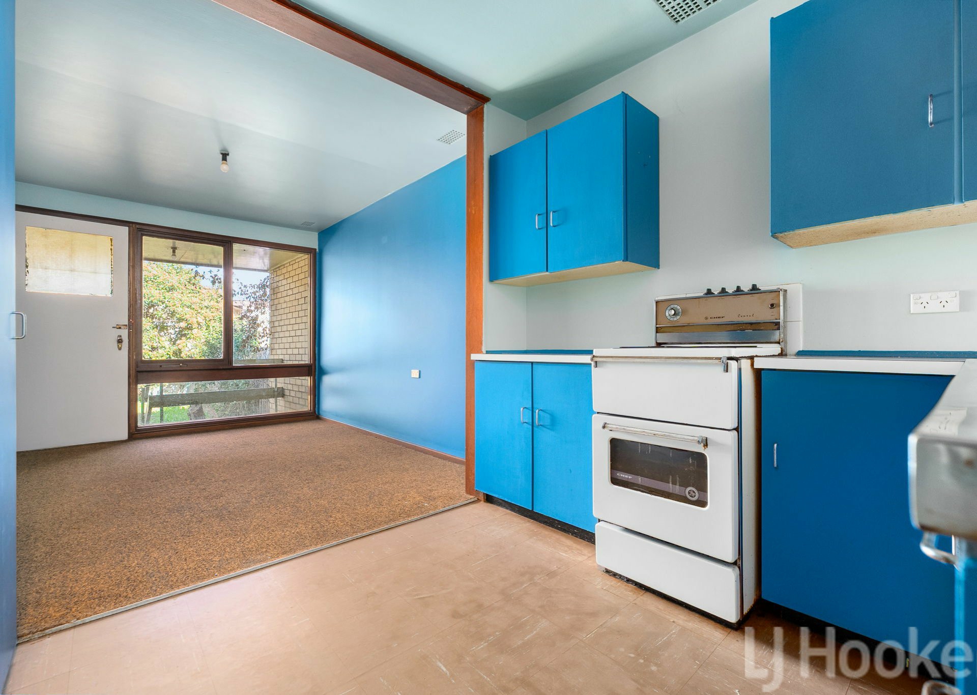19 Rivett Place — photo 4 of 12
