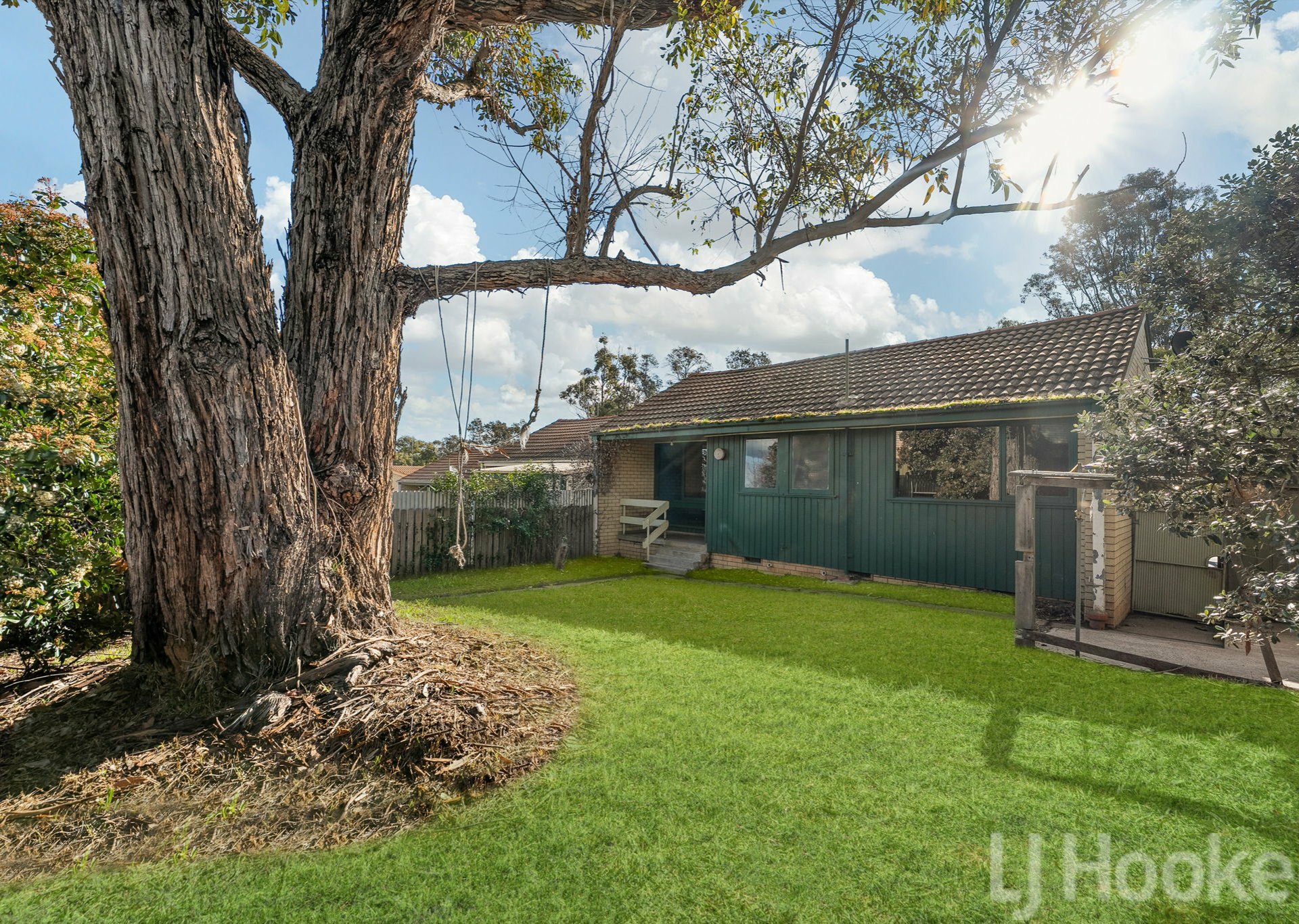 19 Rivett Place — photo 9 of 12