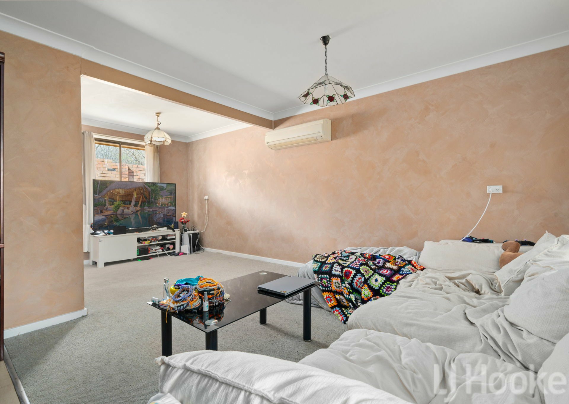 16 Tareena Avenue — photo 8 of 17