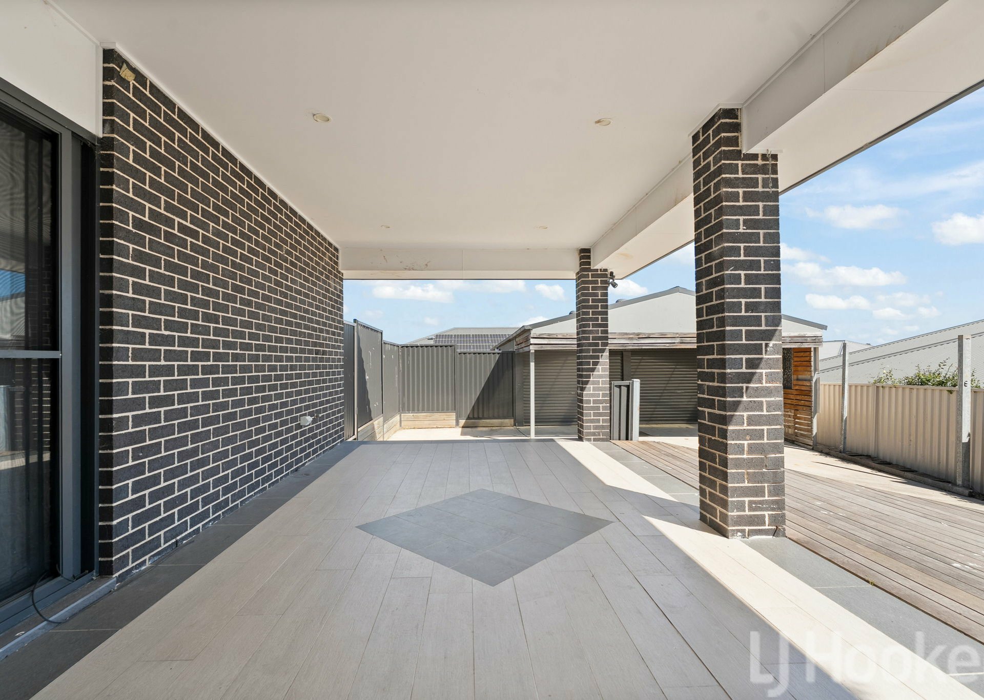 65 Graham Drive — photo 15 of 21