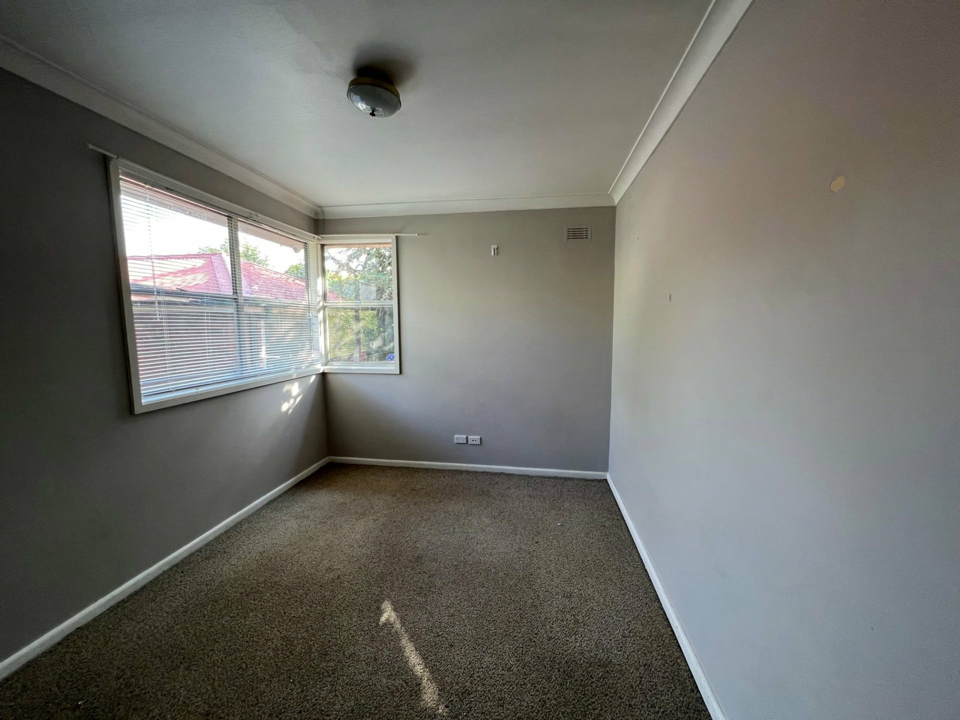 5 Harris St — photo 3 of 5
