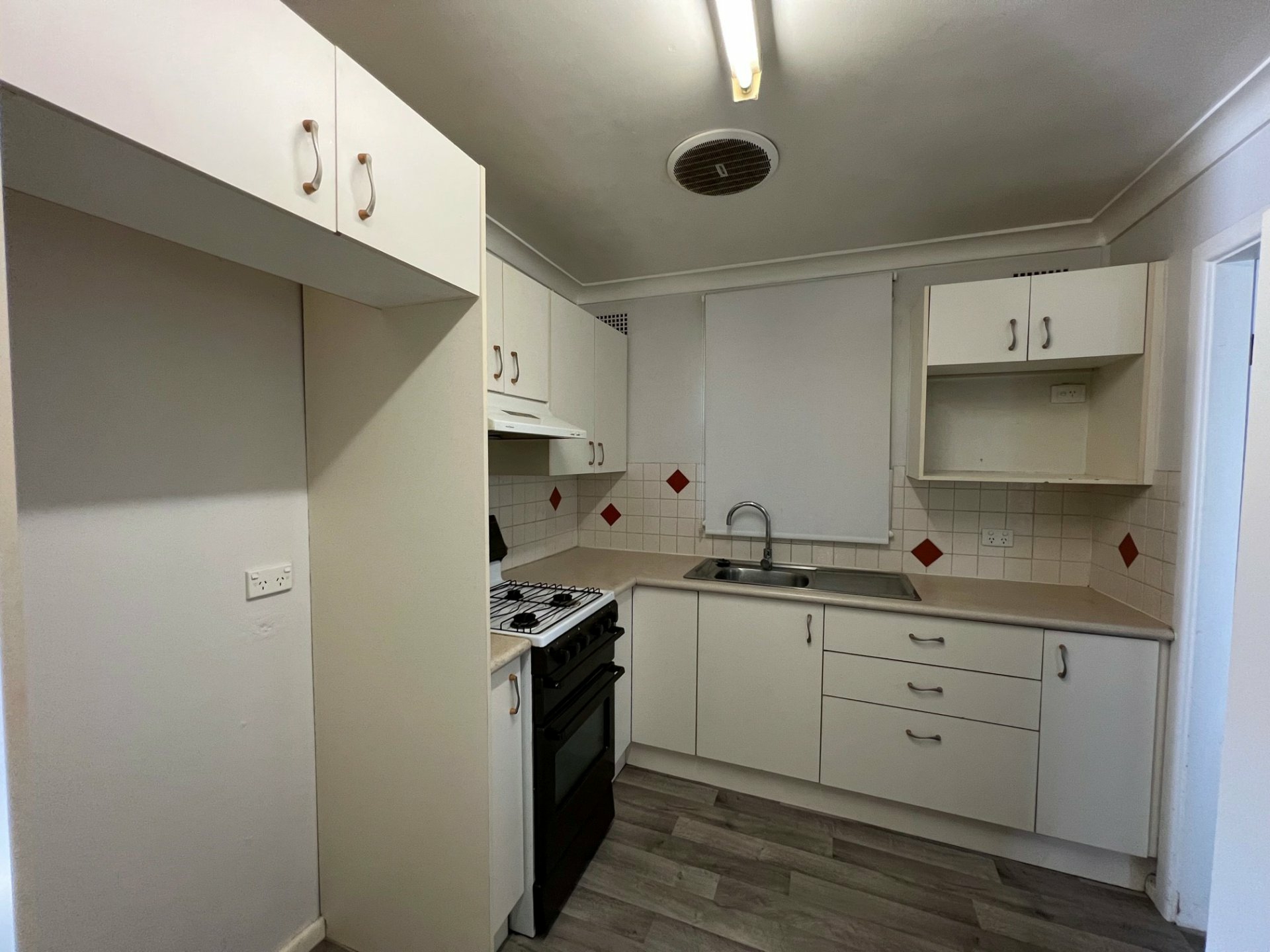 5 Harris St — photo 4 of 5