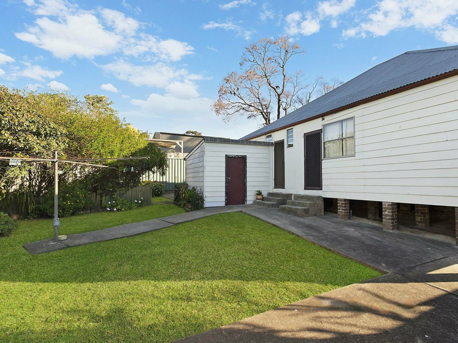 101 Binalong Road — photo 3 of 4