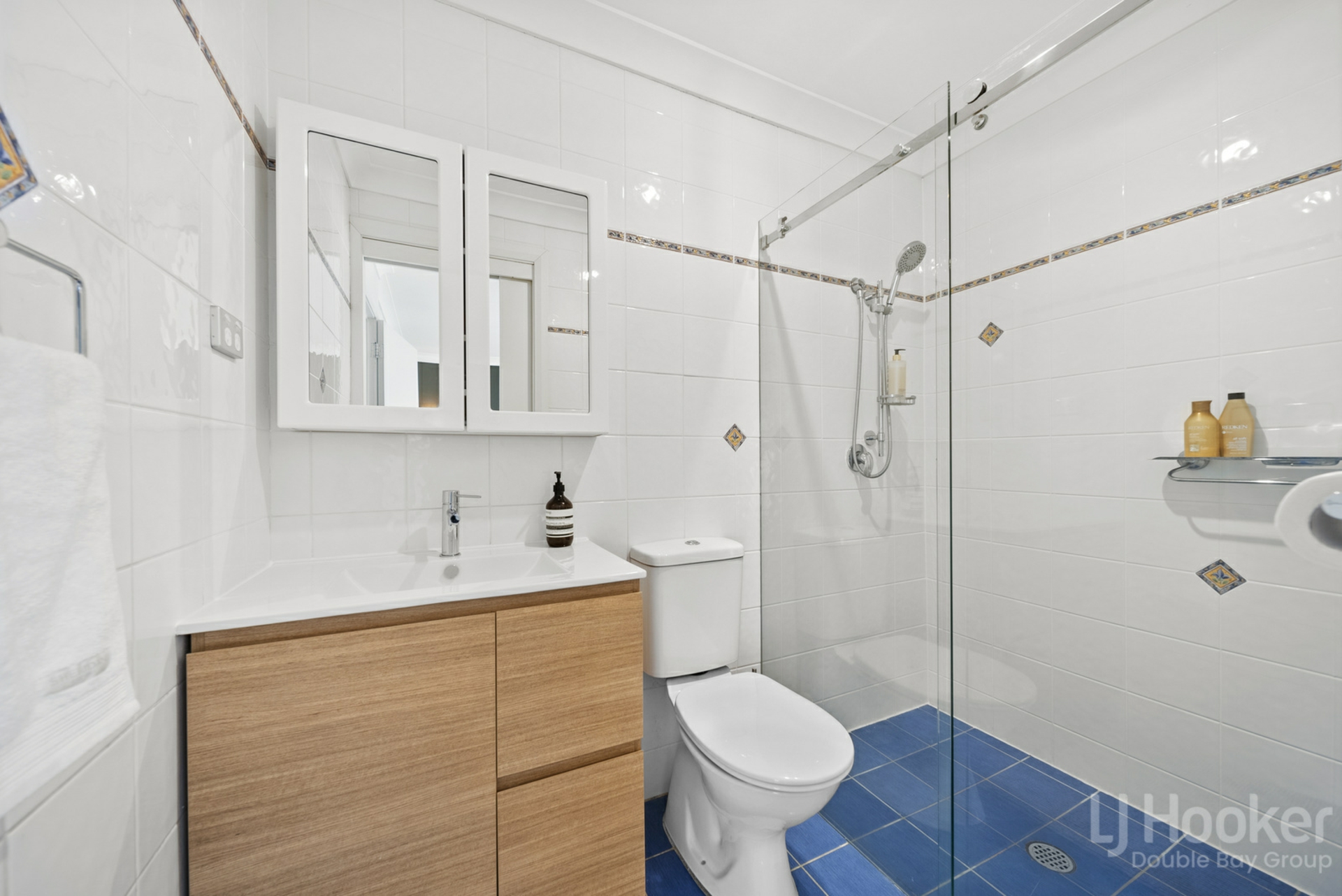122 Coonong Road, Gymea Bay