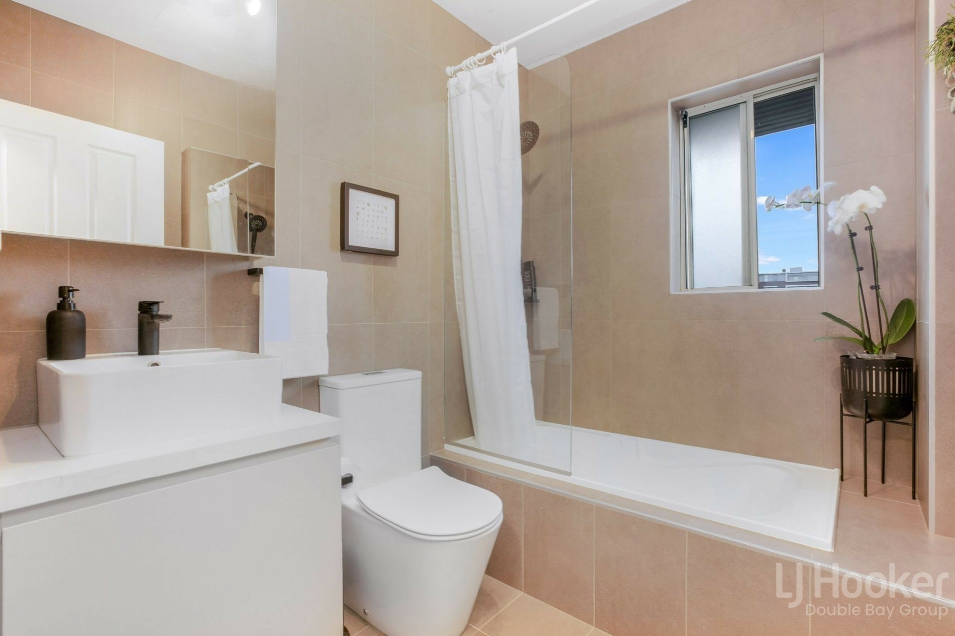 18/27-29 Rhodes Street, HILLSDALE