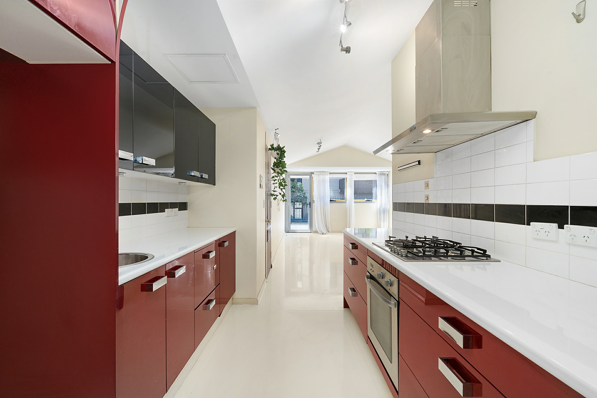 17G/11A Lachlan Street, WATERLOO