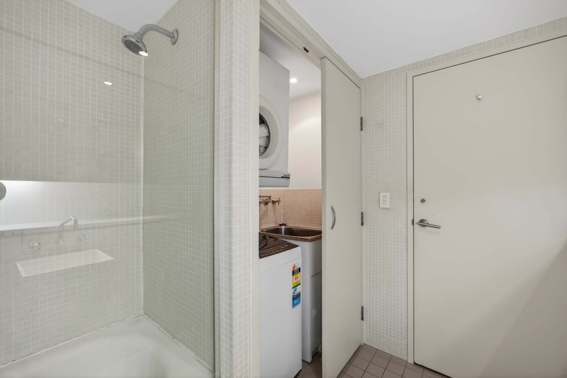509/35 Shelley Street — photo 15 of 19