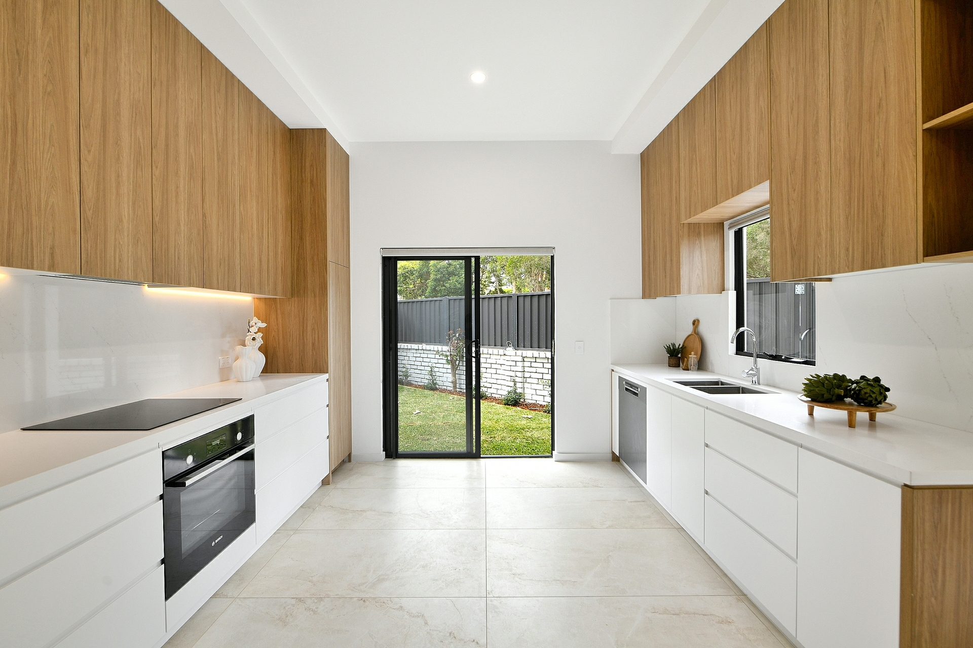 36 Hincks Street — photo 2 of 12