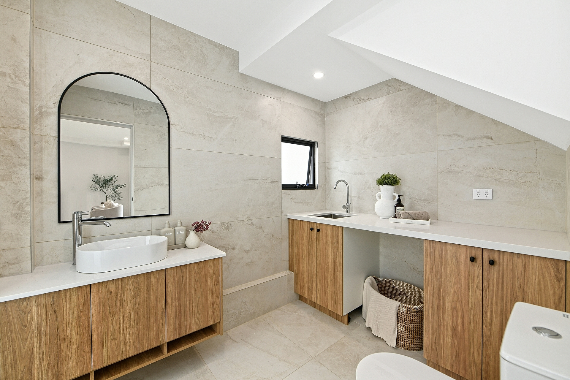 36 Hincks Street — photo 6 of 12