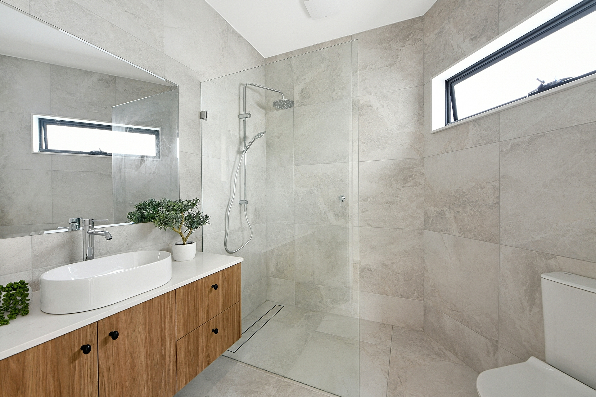 36 Hincks Street — photo 10 of 12