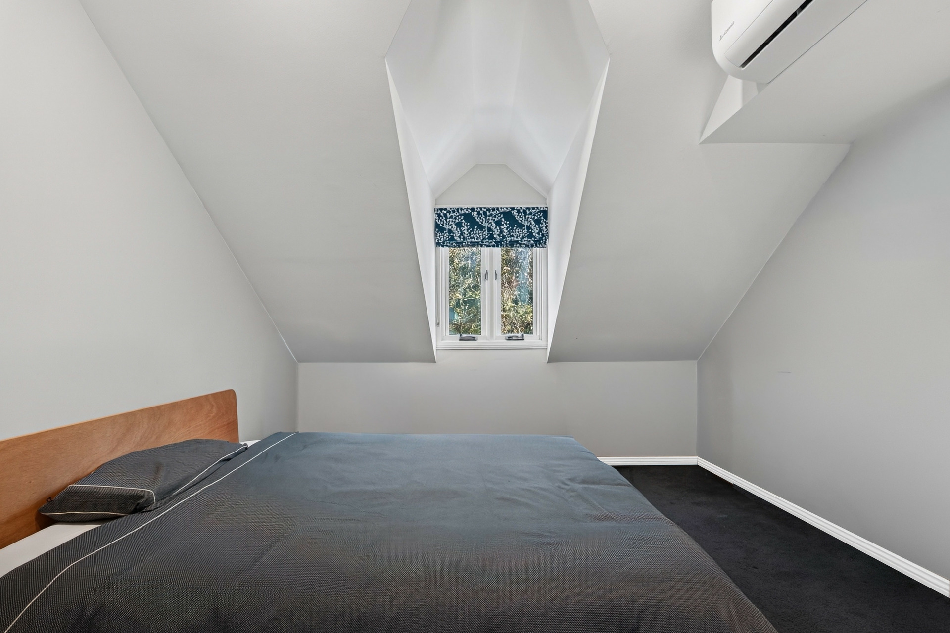 34 Corben Street — photo 13 of 22