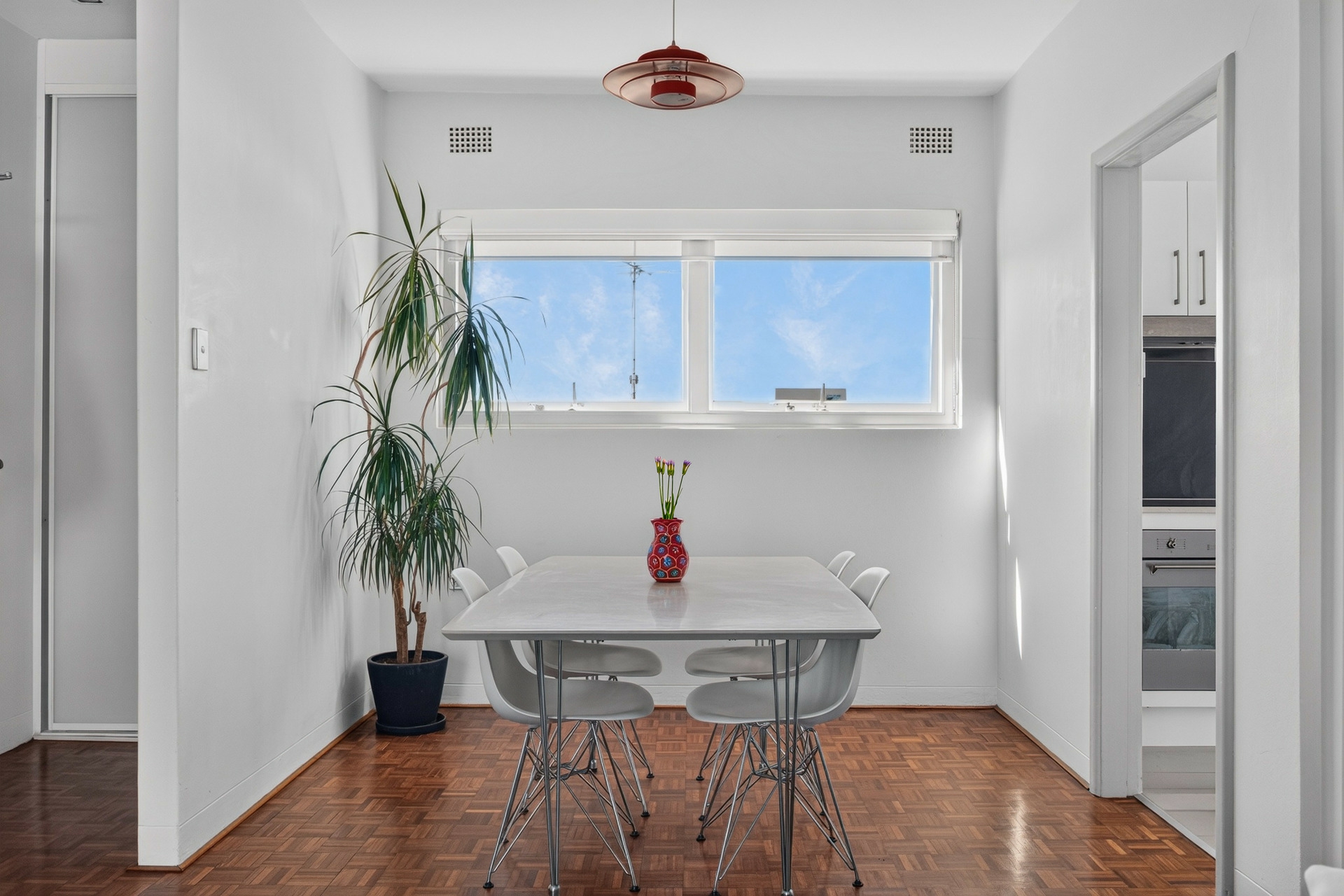 11/32-36 Bellevue Road — photo 5 of 17
