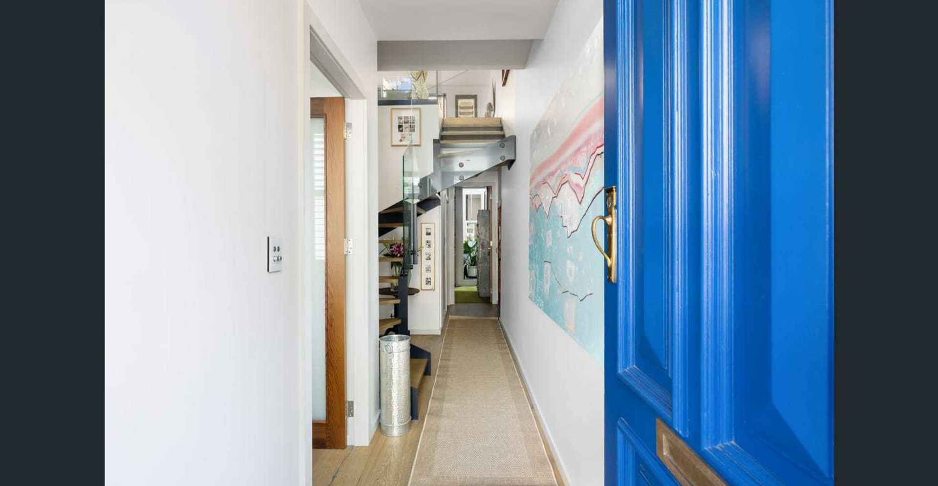 111A Riley Street — photo 2 of 22