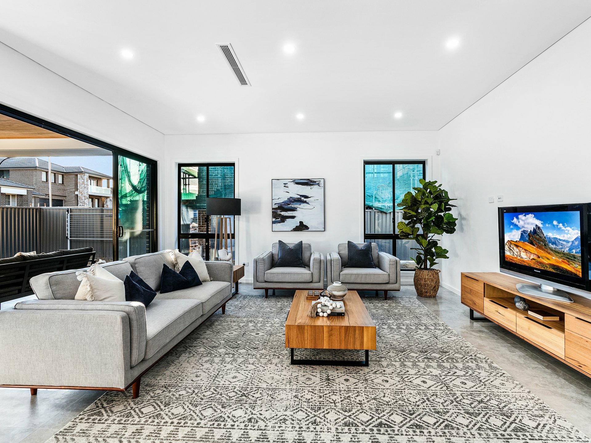 32 Pecan Crescent, Grantham Farm, RIVERSTONE