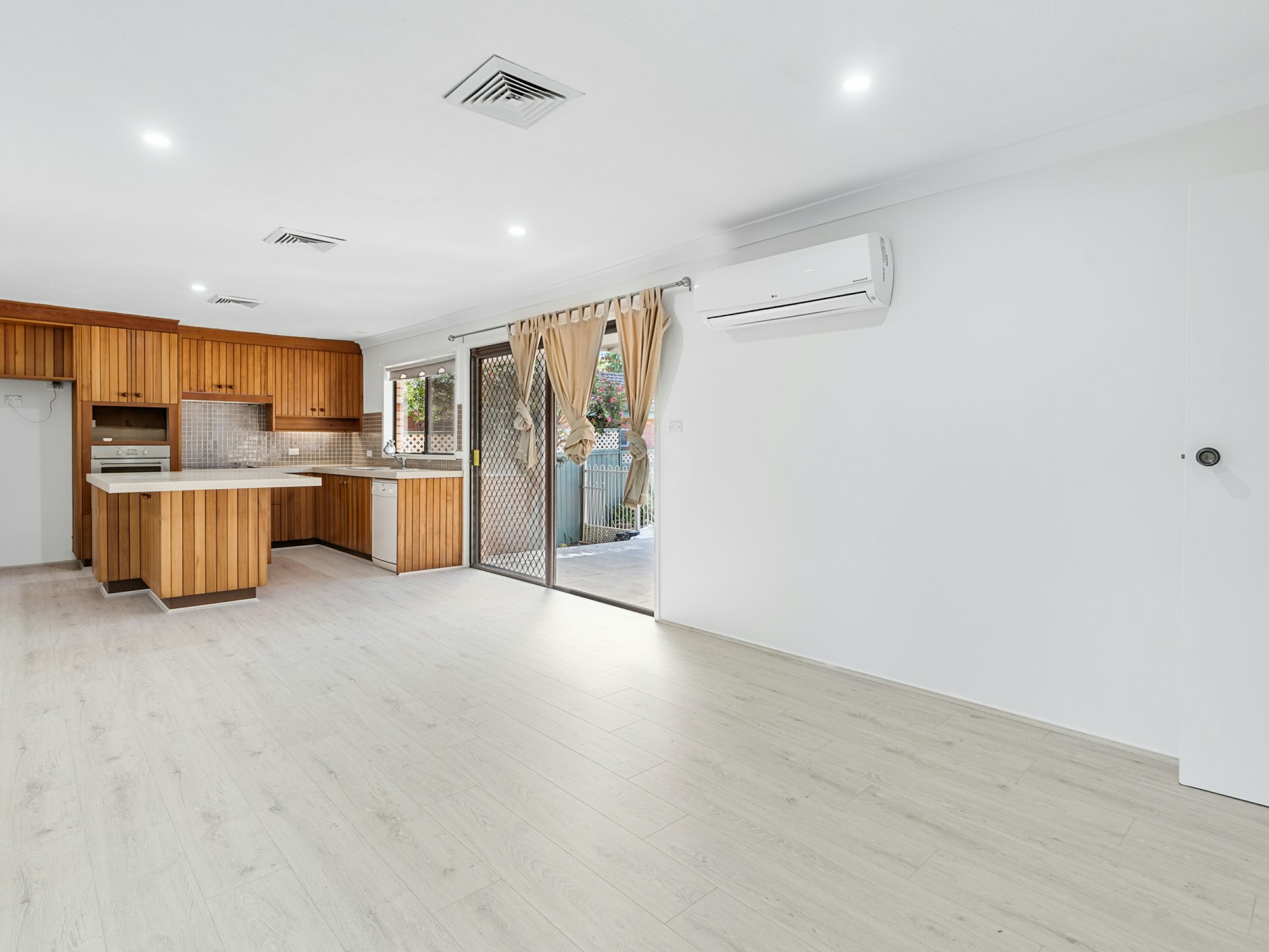 22 Partridge Ave — photo 5 of 17