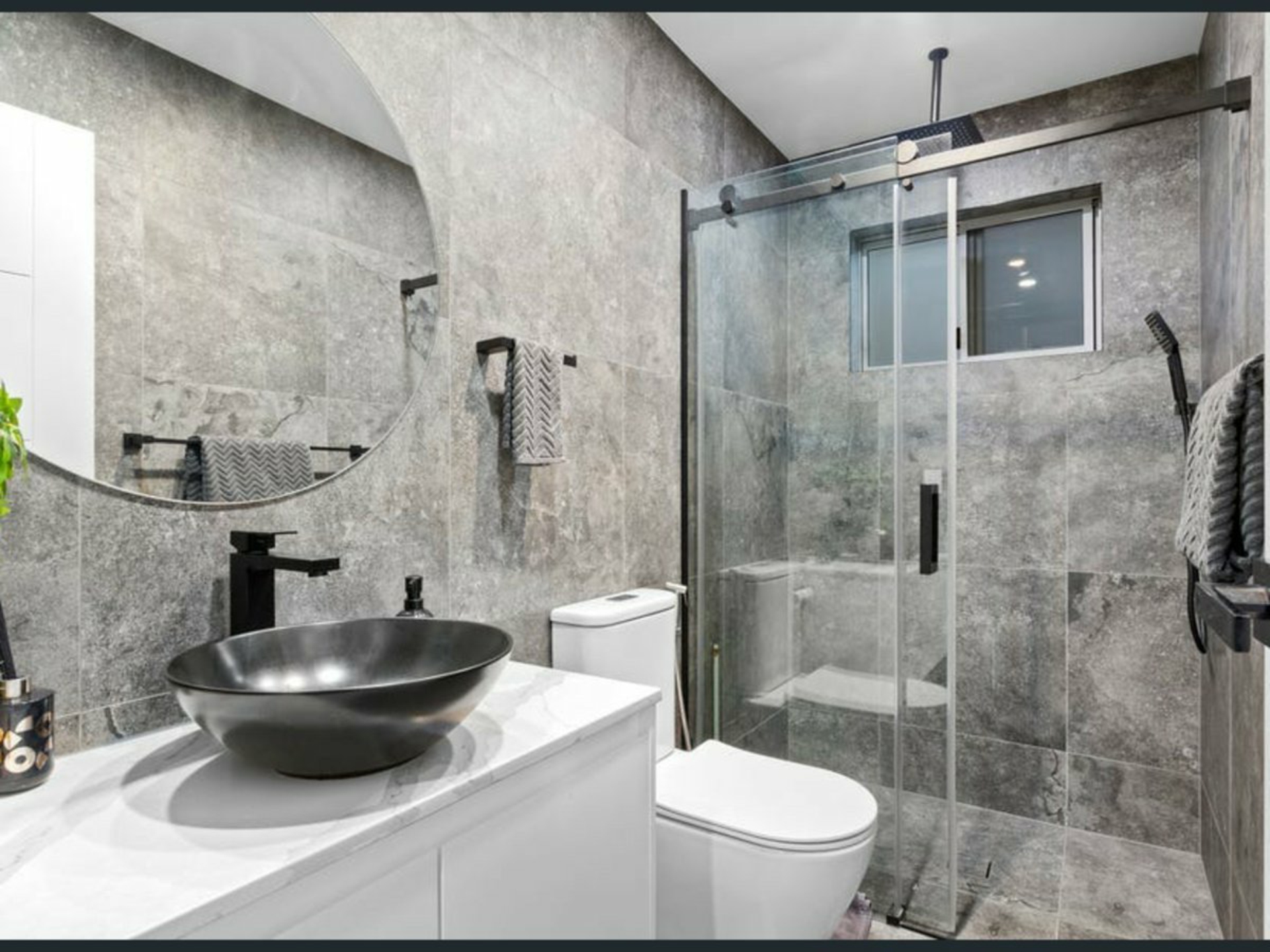 8 Medina Street — photo 14 of 20