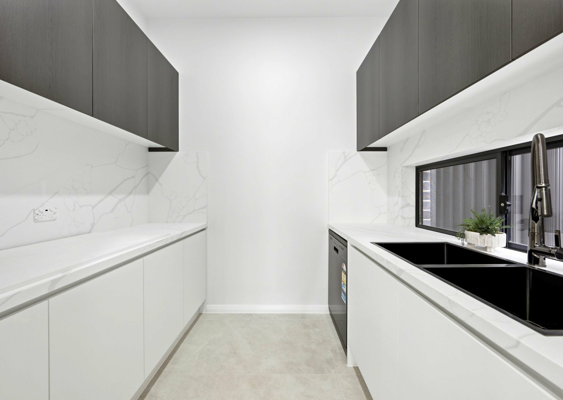 18 Boothby Street — photo 16 of 24