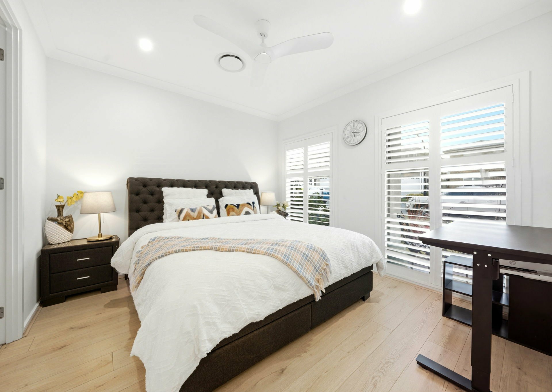 13 Camargue Street — photo 7 of 20
