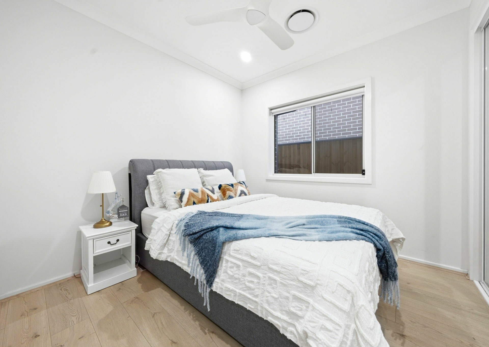 13 Camargue Street — photo 9 of 20