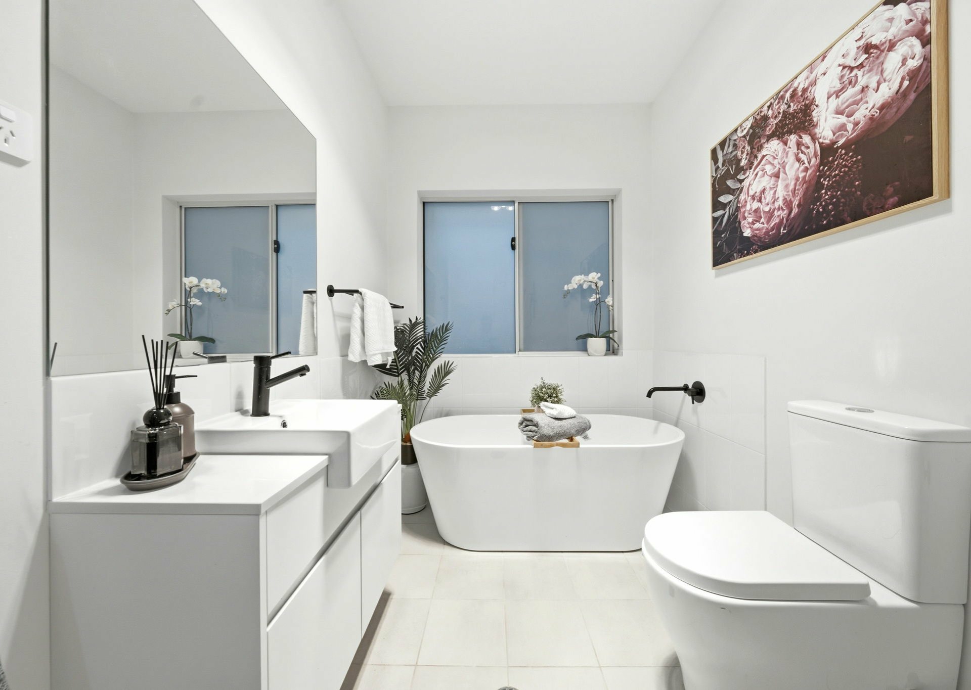 13 Camargue Street — photo 10 of 20