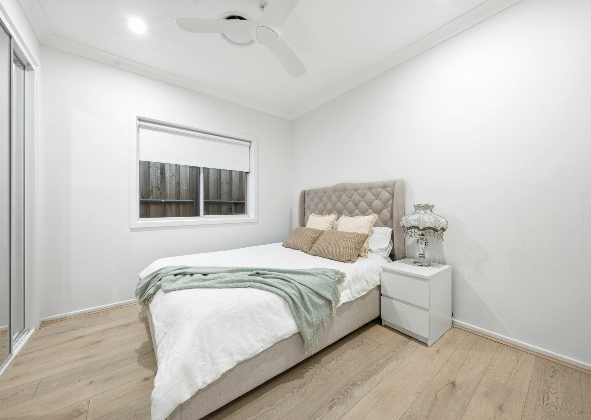 13 Camargue Street — photo 11 of 20