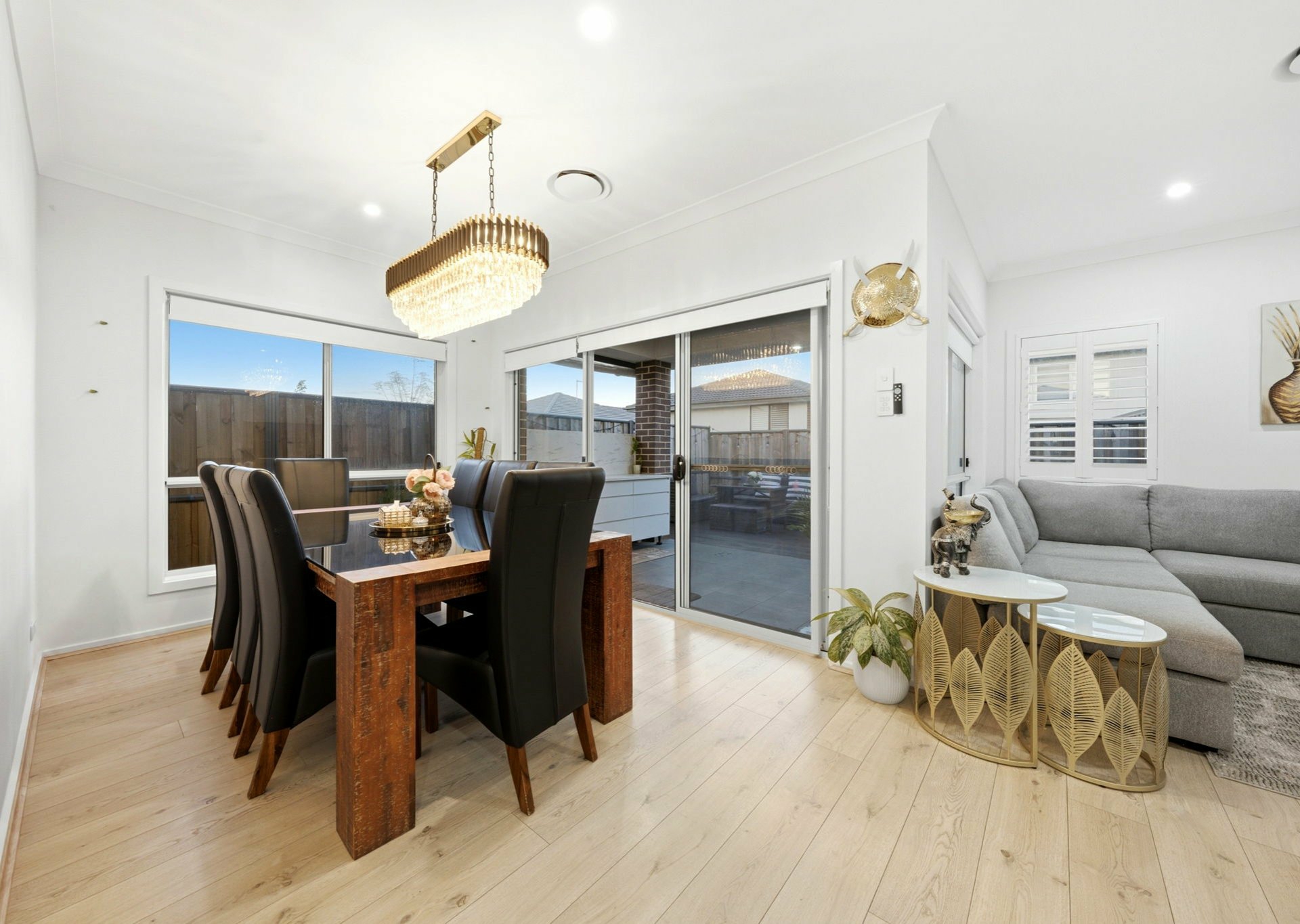 13 Camargue Street — photo 12 of 20