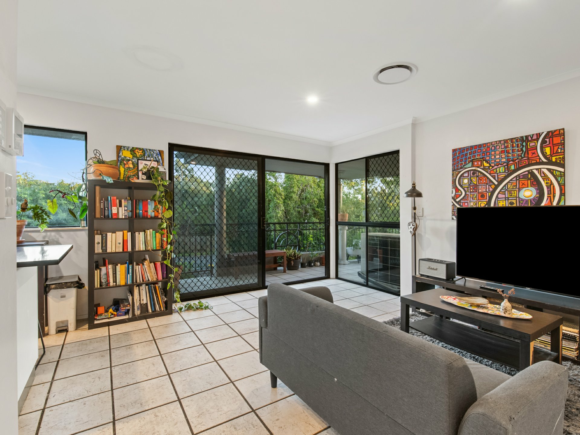 1/260 Sir Fred Schonell Drive, ST LUCIA