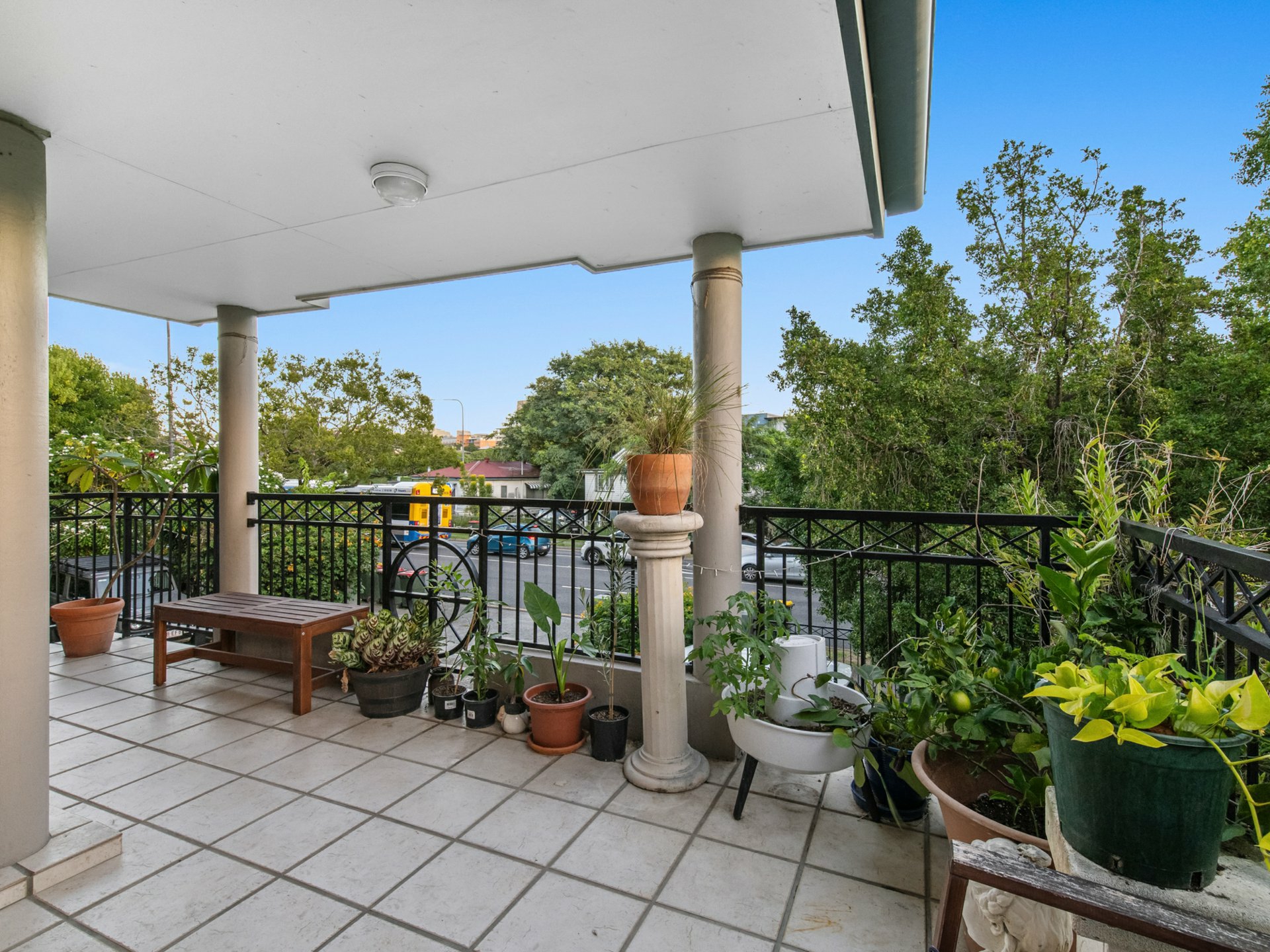 1/260 Sir Fred Schonell Drive, ST LUCIA