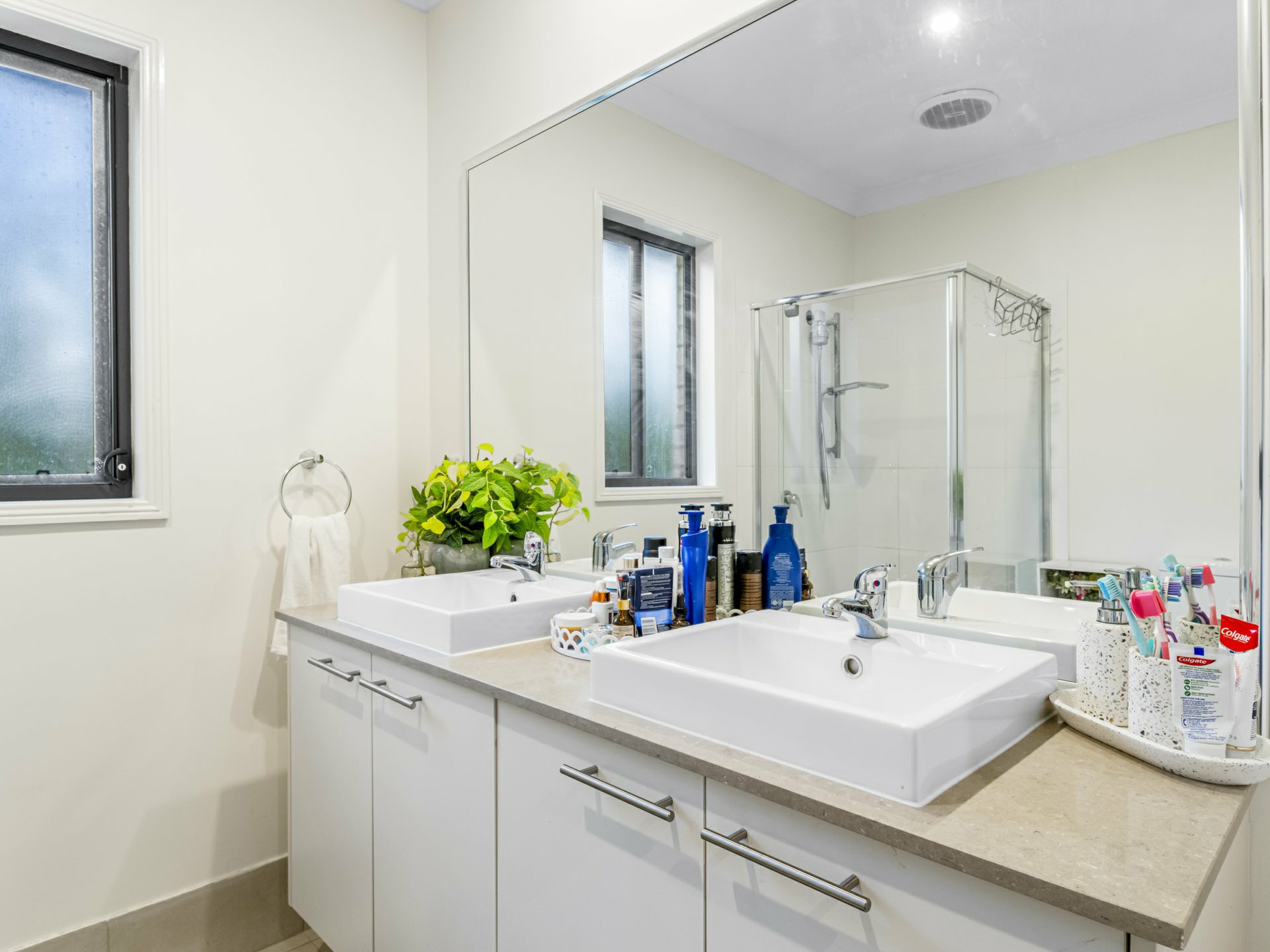 27 Oxenham Circuit, AUGUSTINE HEIGHTS