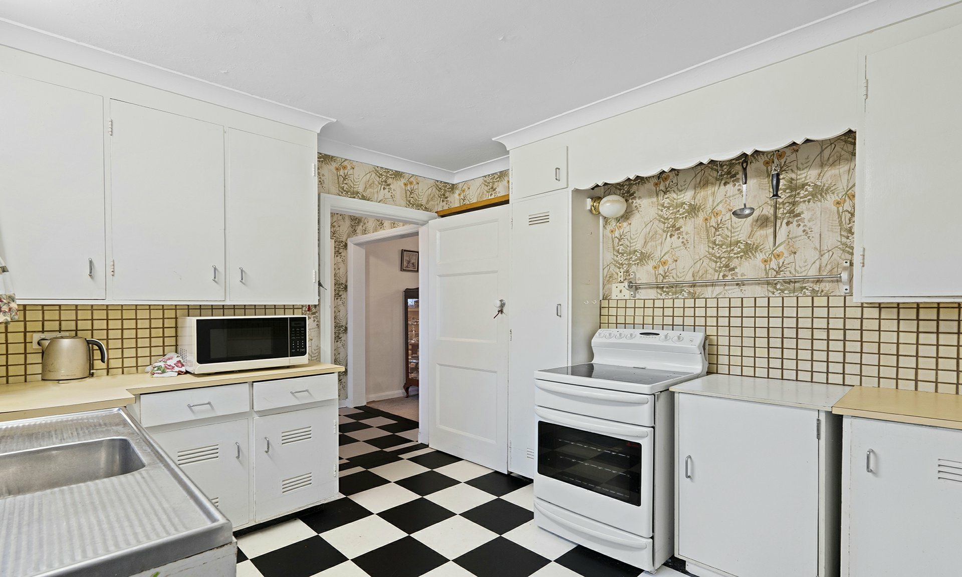 74 Hawken Drive, ST LUCIA