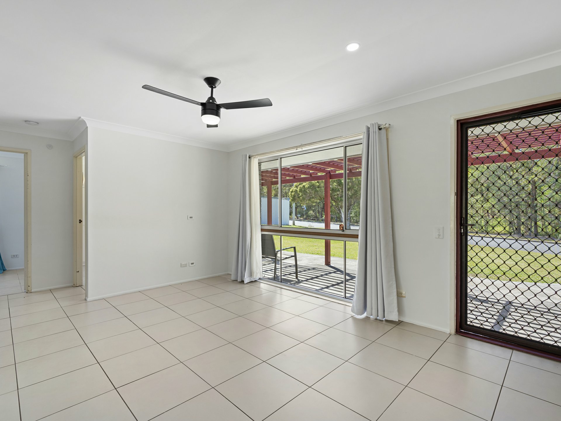 3 fern street, BROWNS PLAINS