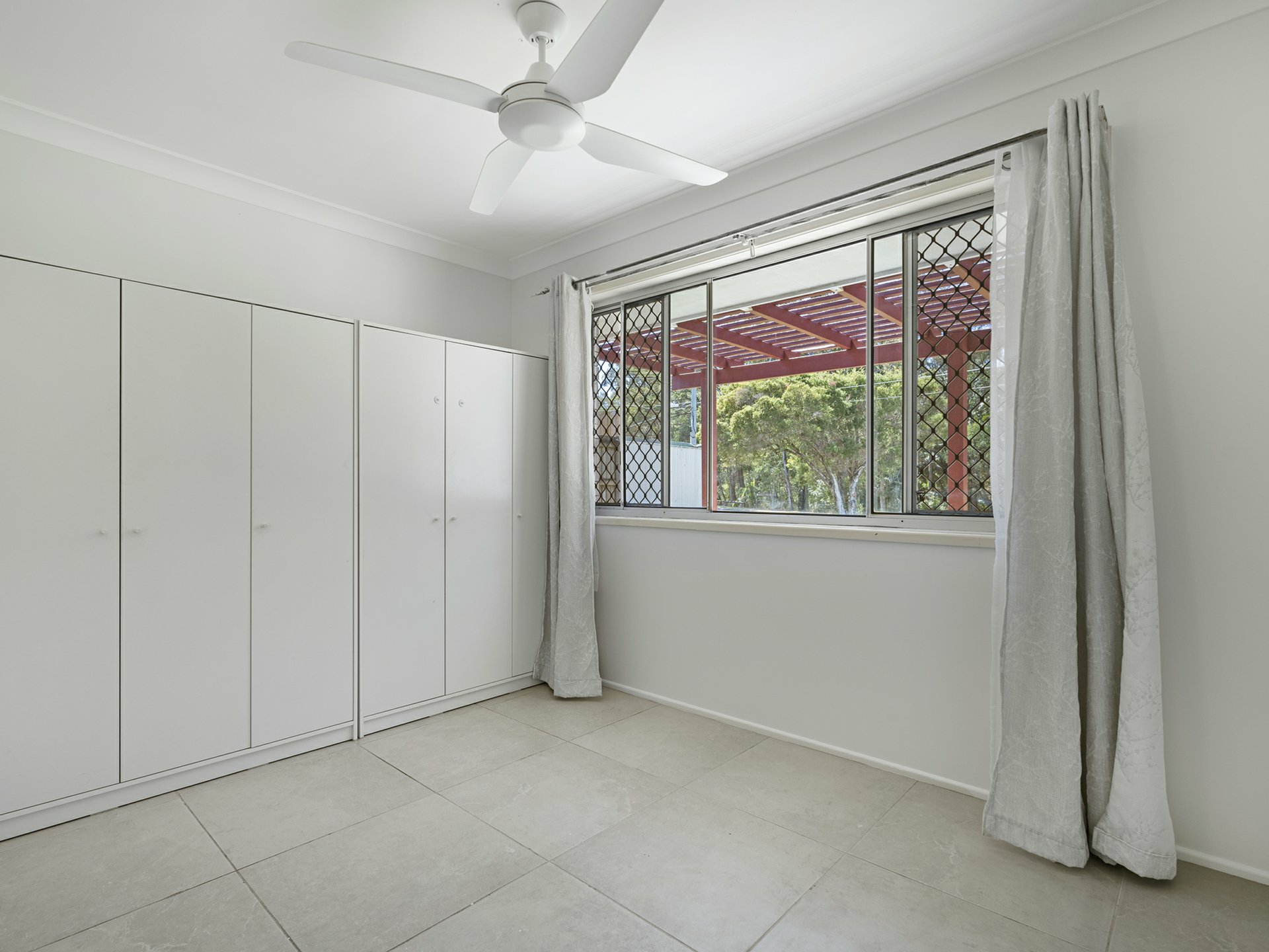 3 fern street, BROWNS PLAINS