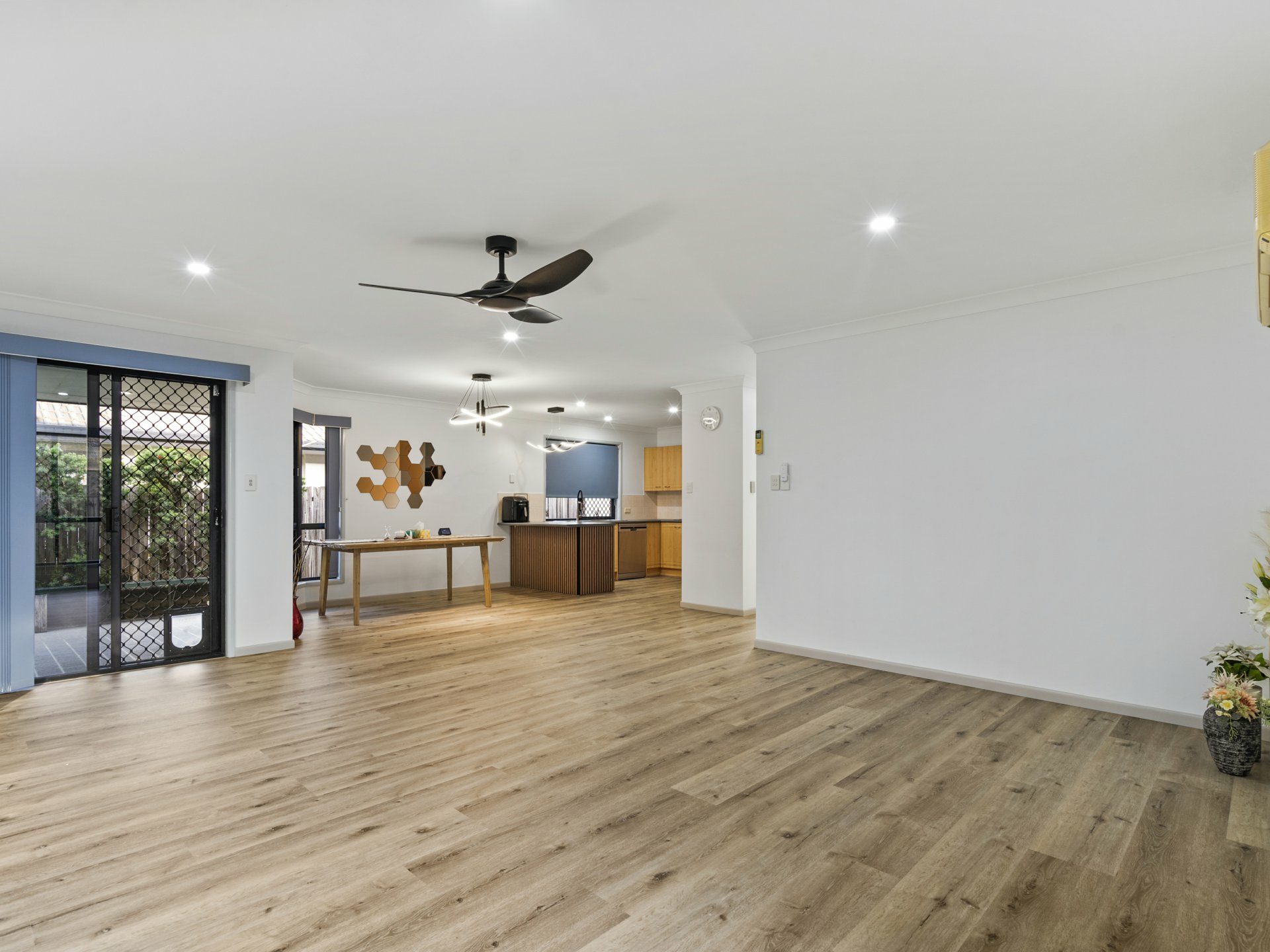 12 Columbus Place, FOREST LAKE