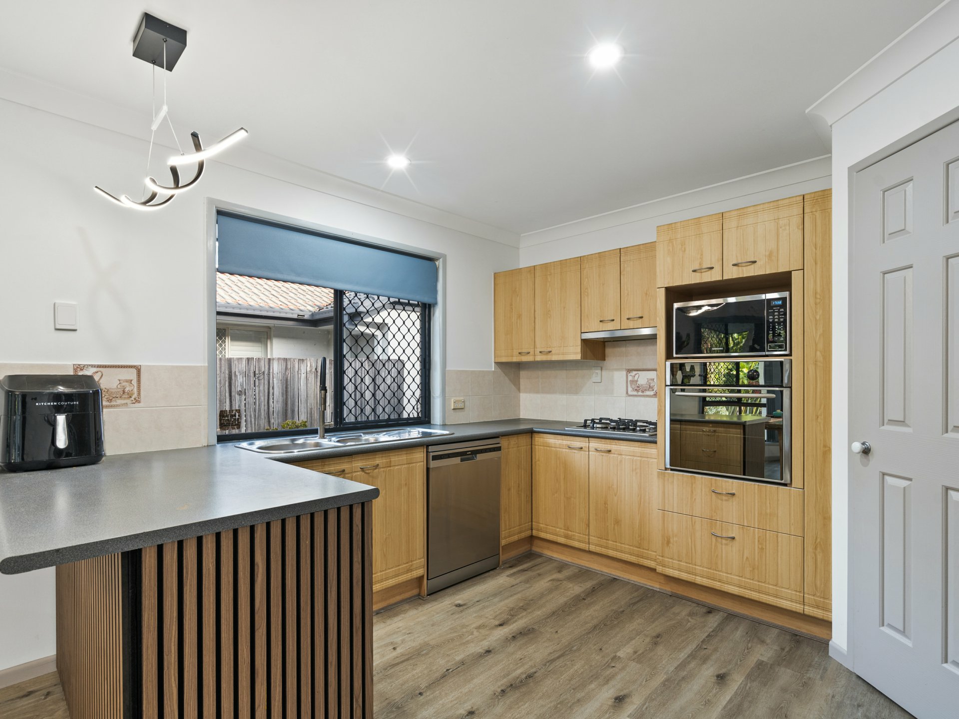 12 Columbus Place, FOREST LAKE