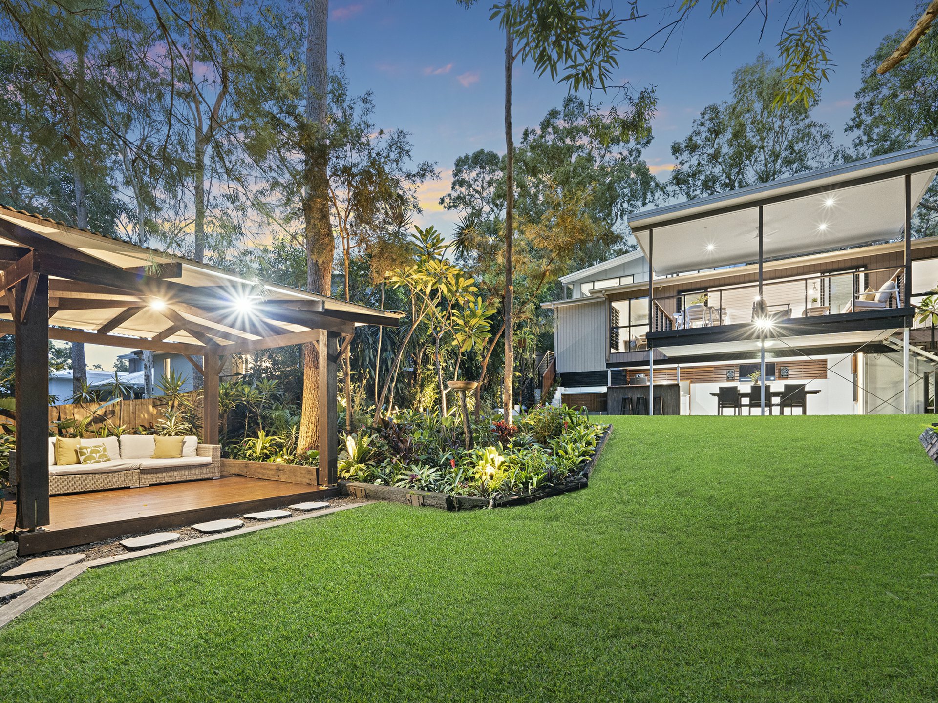 139 Gordon Circuit, SEVENTEEN MILE ROCKS