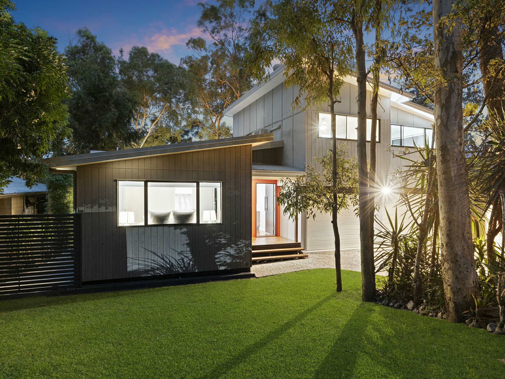 139 Gordon Circuit, SEVENTEEN MILE ROCKS