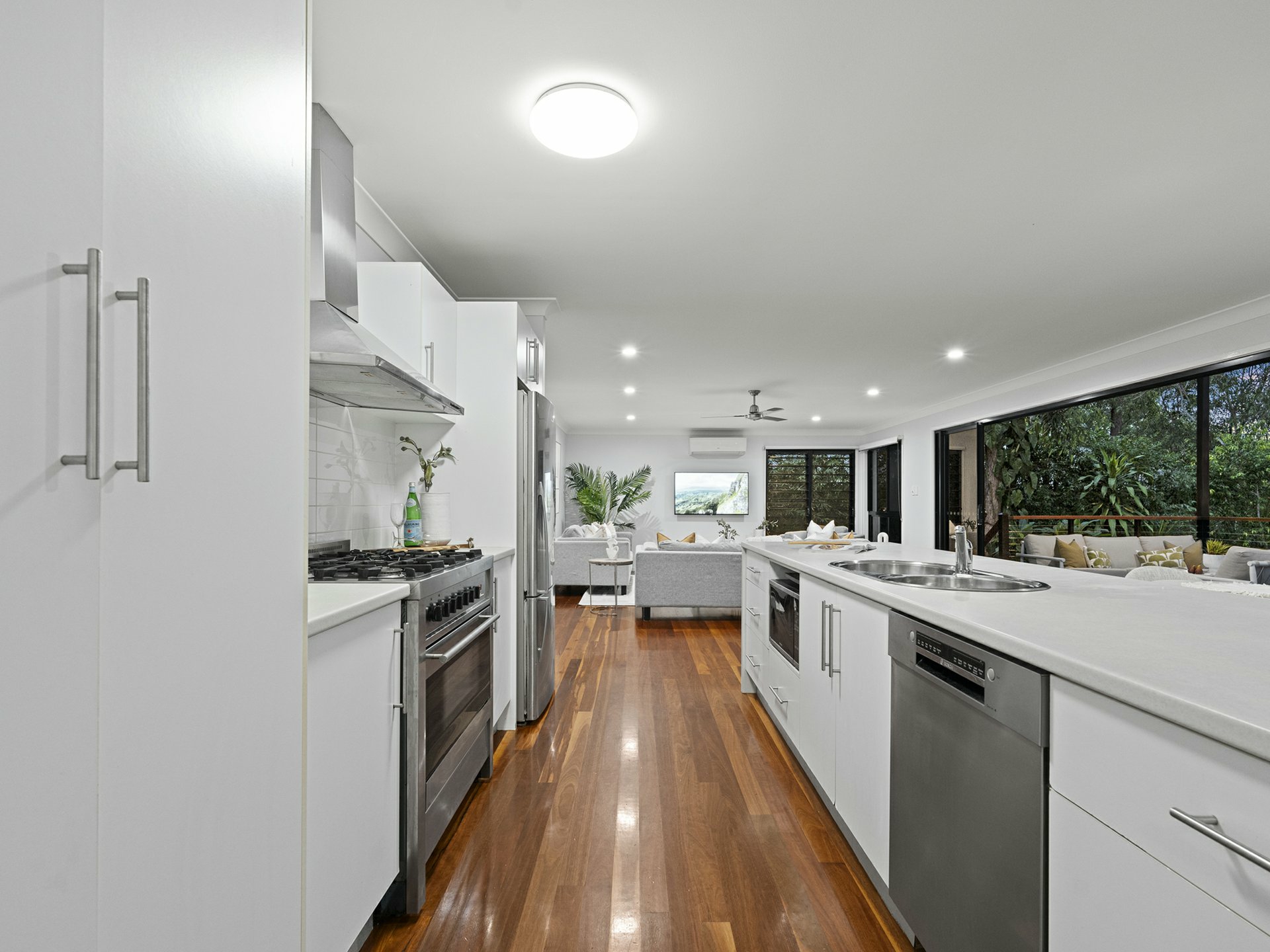 139 Gordon Circuit, SEVENTEEN MILE ROCKS