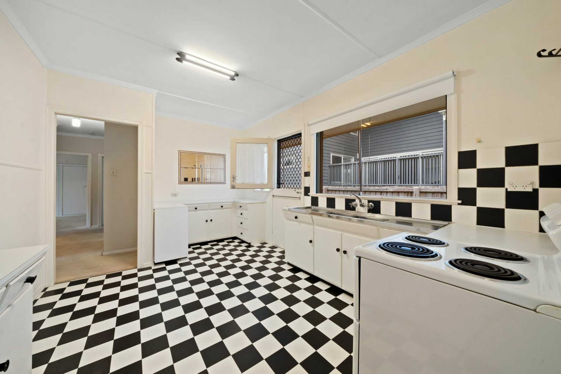 36 Orari road, YERONGA