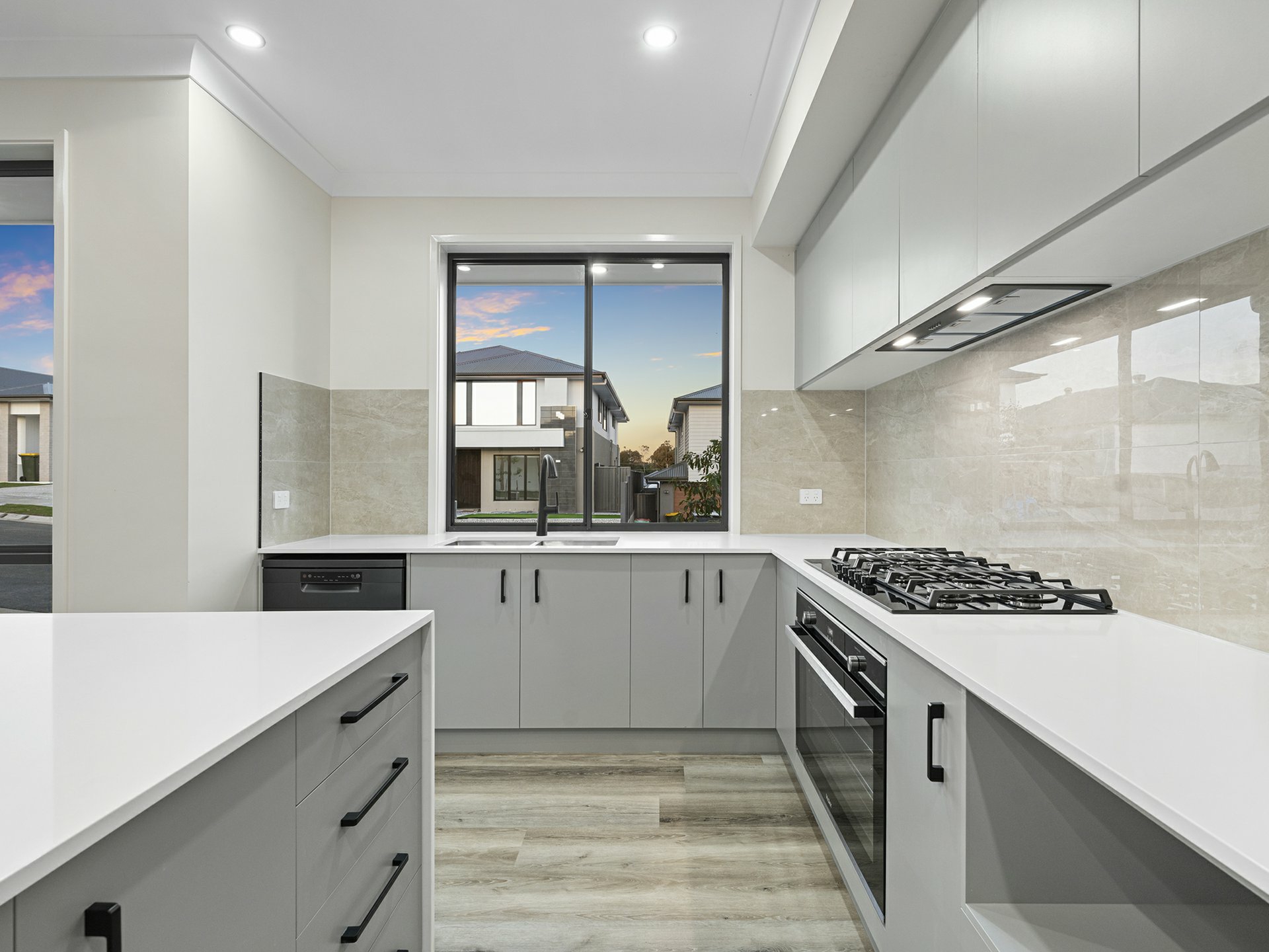 34 Highbury Court, GREENBANK