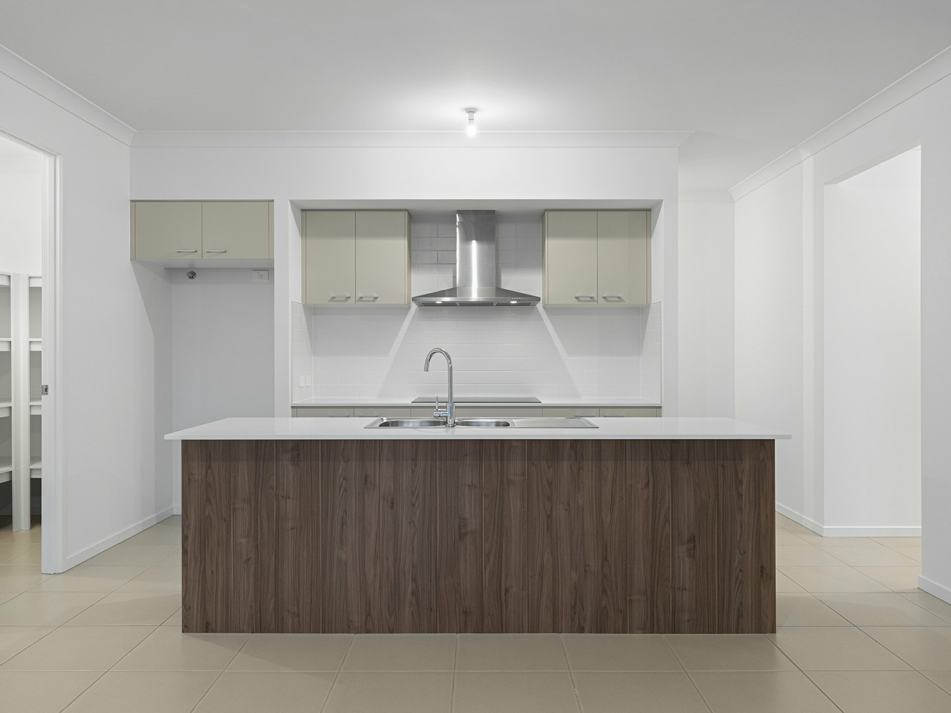 11-13 Regents cresent, YARRABILBA