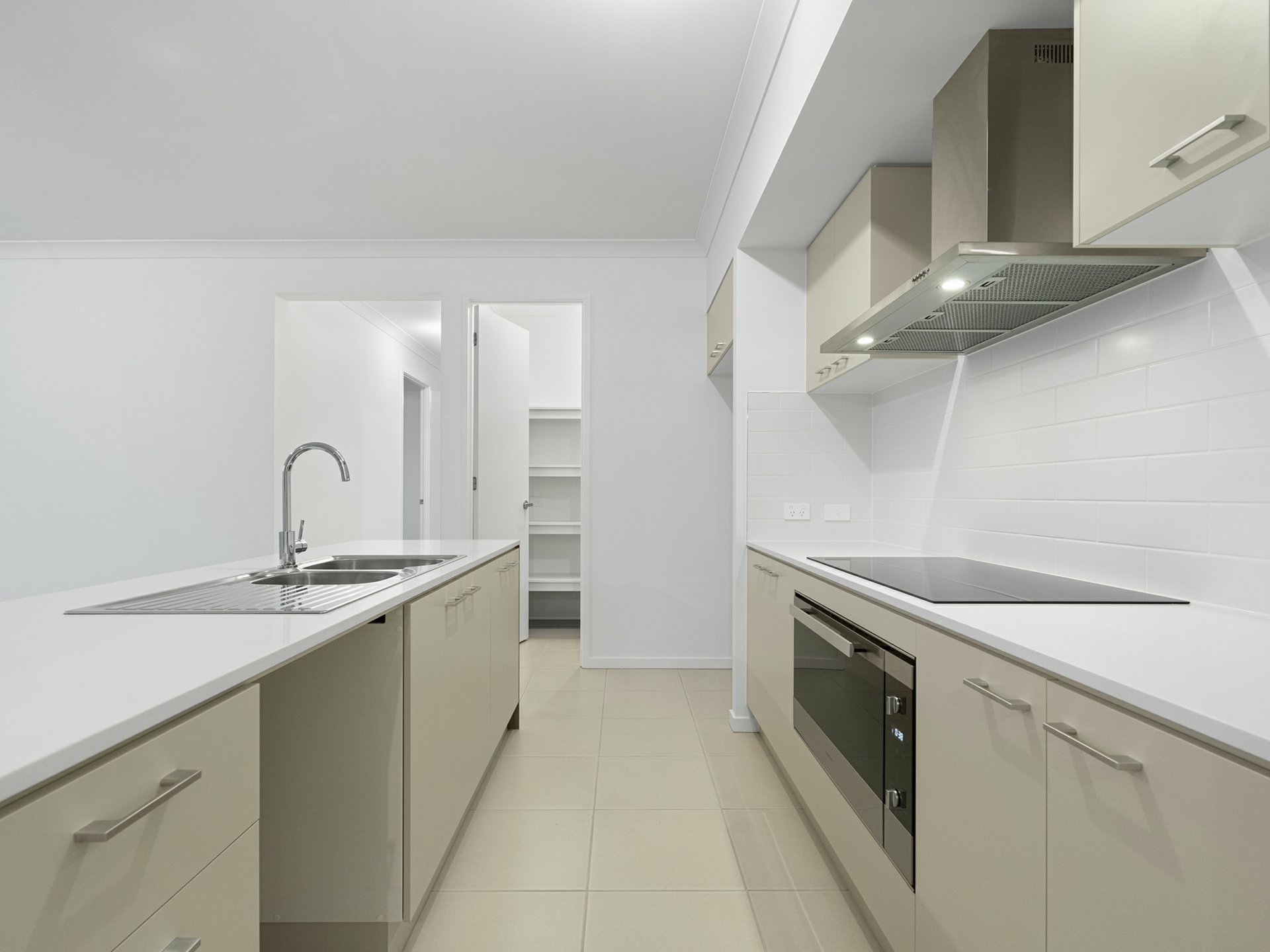 11-13 Regents cresent, YARRABILBA